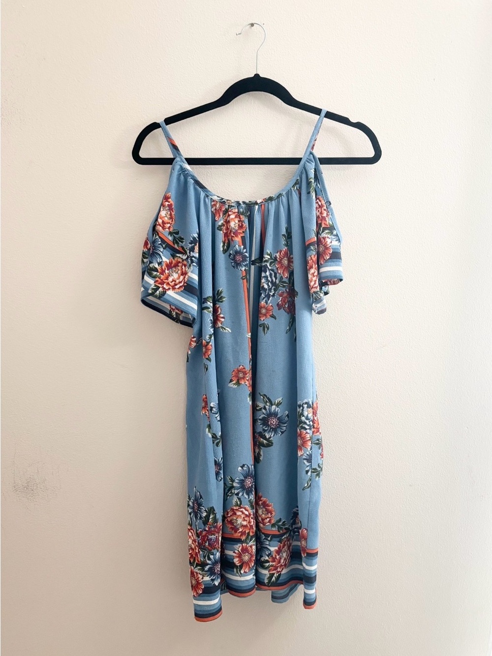 5/$15 🩷 MUST BUNDLE Venus Blue Floral Off-Shoulder Summer Dress
